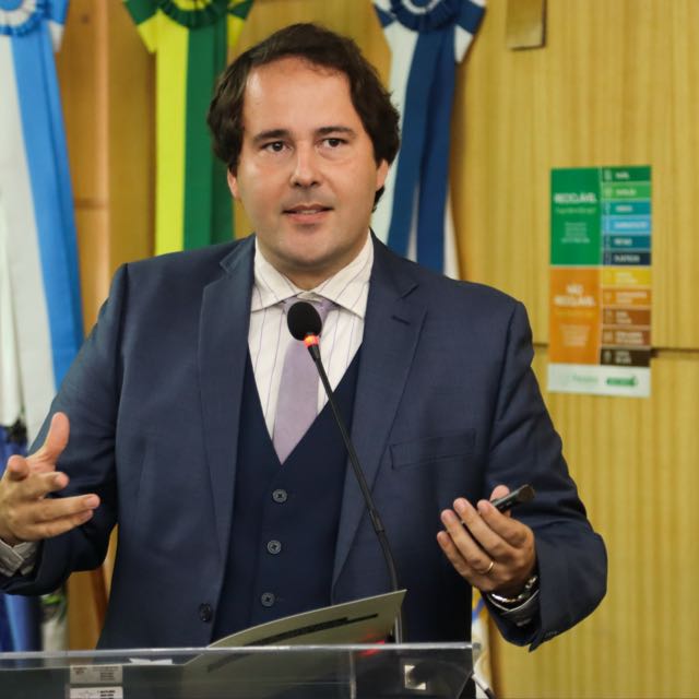Foto do Prof. Franklyn Roger