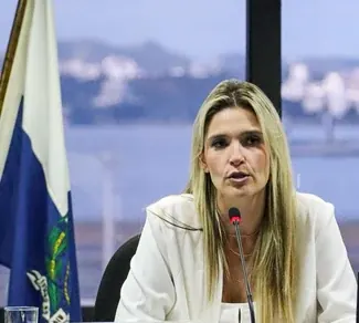 Foto do Prof. Tathiane Campos